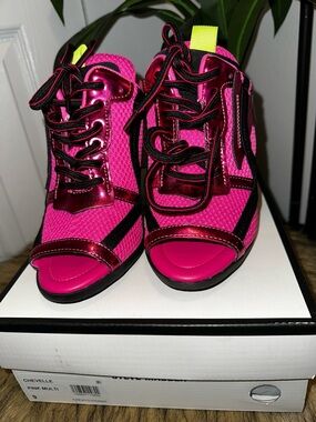 Steve Madden Pink Metallic Mesh Lace-Up Open-Toe Sandals with Neon Yellow Tab